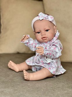 Кукла Berbesa виниловая 42см Recien Nacido с пледом (5122K)