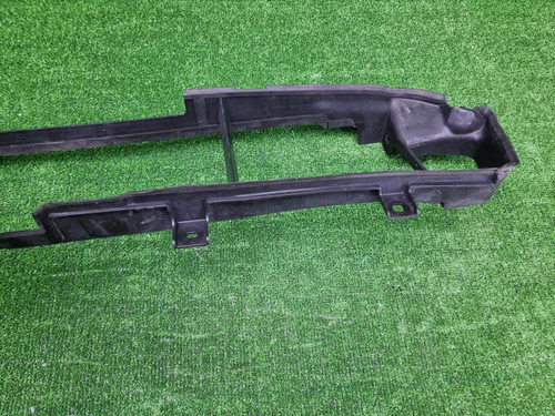 Воздуховод радиатора нижний BMW M5 F90 (2020-2024)