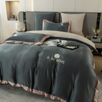 Комплект постельного белья Сатин-Шелк Я IN LOVE на резинке LVR001