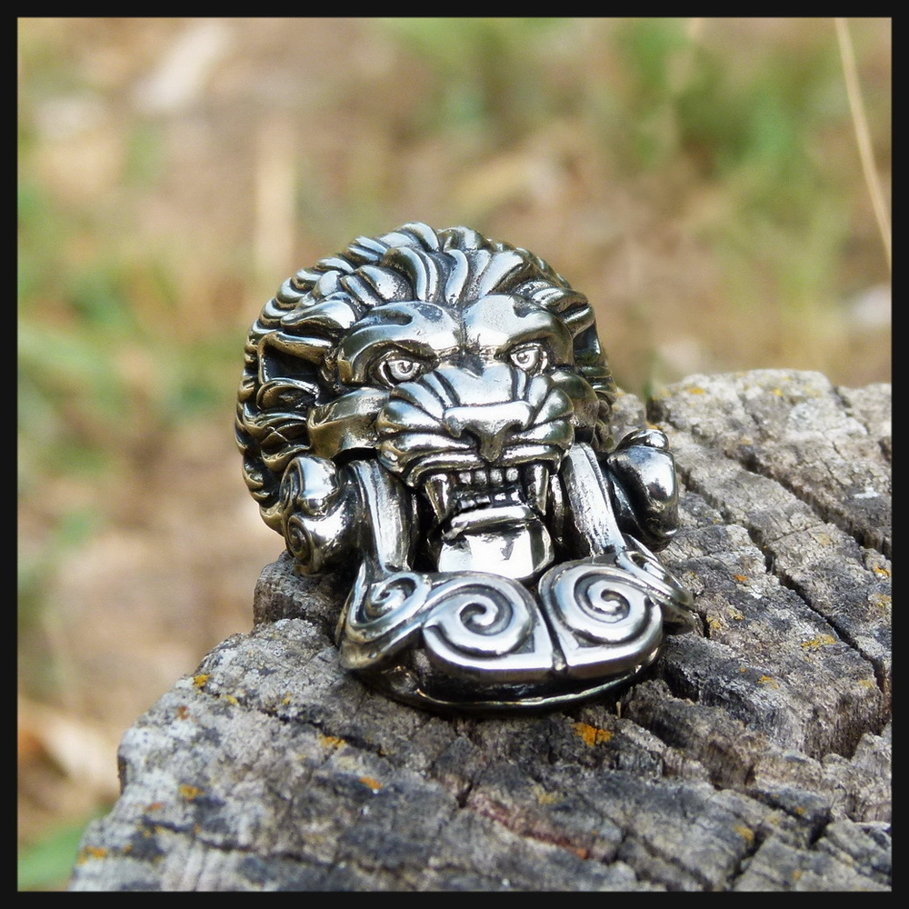 Замок для браслета из паракорда "Скифский Лев" мельхиор