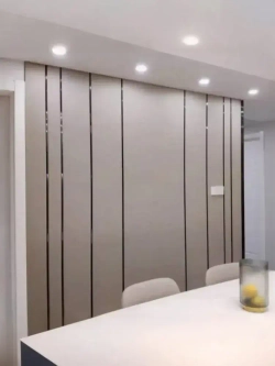 Молдинг декоративный самоклеящийся, для декора стен, нишь, выделения зон 10 мм х 5000 мм (металлический) чёрное зеркало