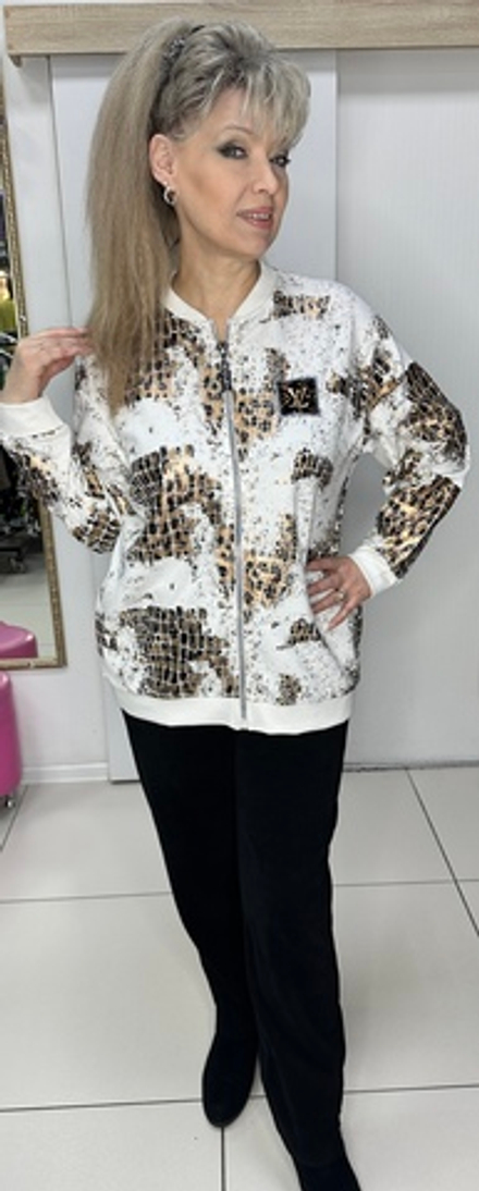 Белый жакет с леопардовым принтом
