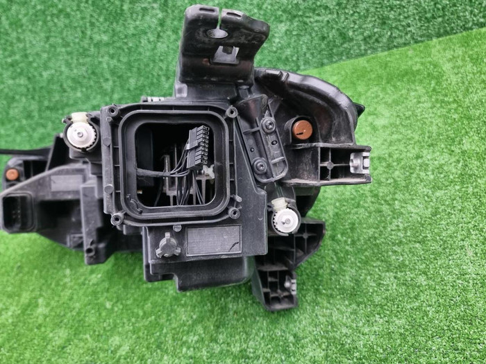 Фара правая Jetour X70 PLUS (2023-н.в.) LED