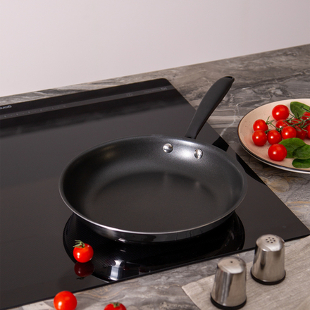 СКОВОРОДА C АНТИПРИГАРНЫМ ПОКРЫТИЕМ "IRON CHEF" AGNESS 24*4.5CM ТЕХНОЛОГИЯ 3-PLY, НЕРЖ.СТАЛЬ 18/10