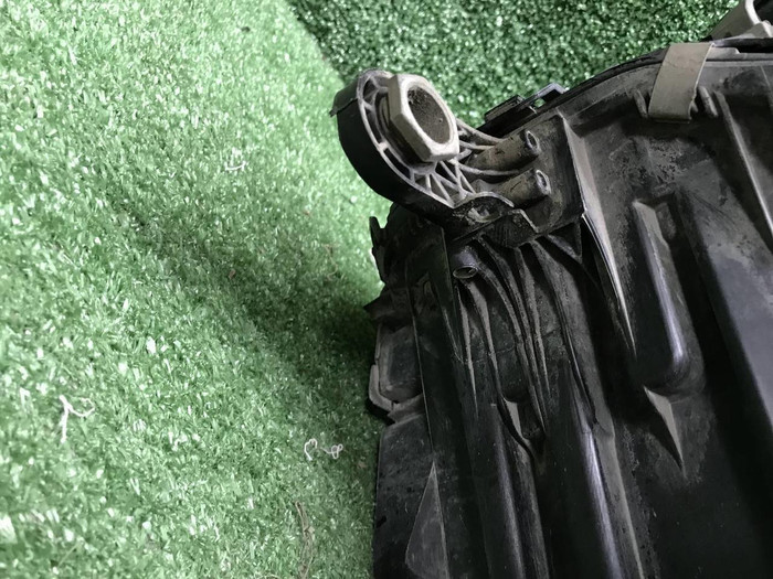 Фара правая Mercedes S W223 (20-нв) Digital Light