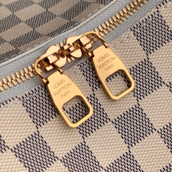 Louis Vuitton Slouchy MM