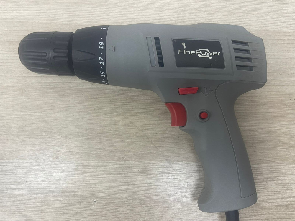 Дрель-шуруповерт FinePower TD300