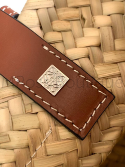Женская сумка Loewe Basket плетёная бежевого цвета