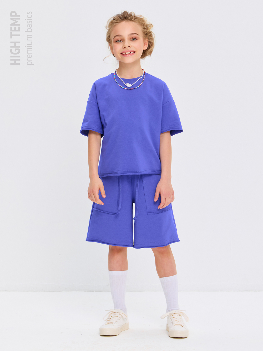 Костюм оверсайз с футболкой и шортами