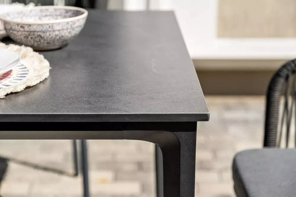 "Малага" обеденная группа на 6 персон со стульями "Марсель", каркас темно-серый, роуп темно-серый