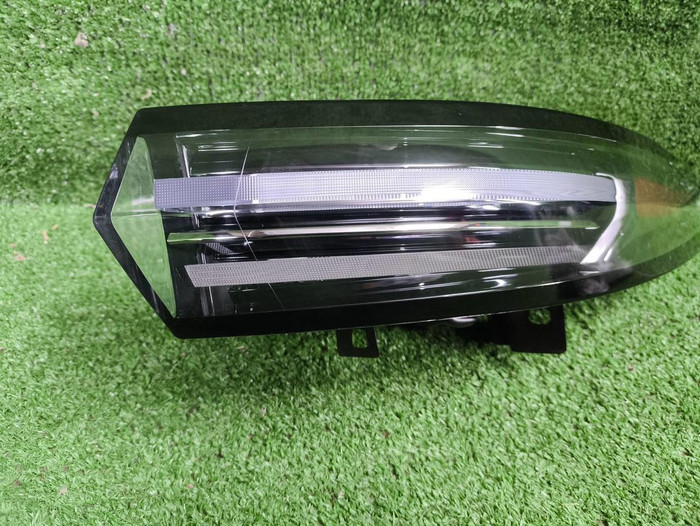 Фонарь правый внешний Lixiang L9 (2022-н.в.)