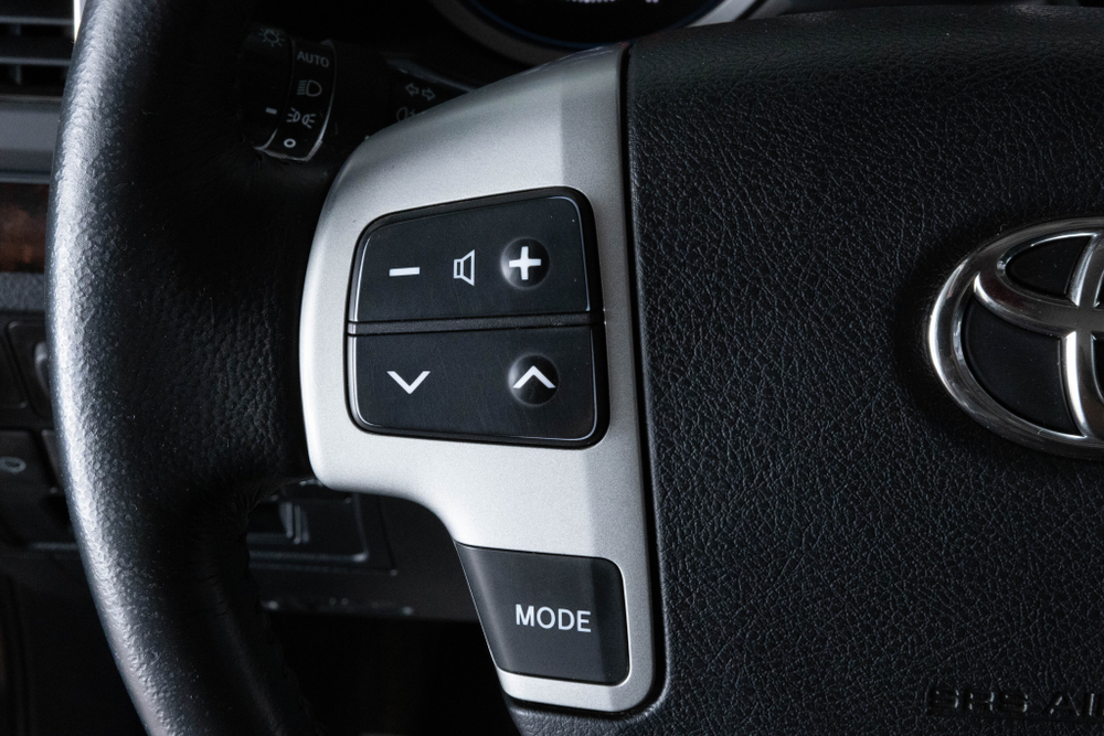 Toyota Land Cruiser, 2012 год