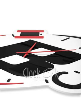 Настенные часы "Восток"