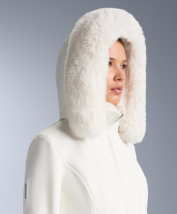 Oysho Водонепроницаемая куртка Primaloft® SKI супероблегающего кроя, белый