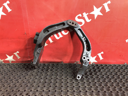 Кронштейн двигателя