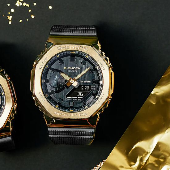 Наручные часы Casio G-Shock GM-2100G-1A9DR