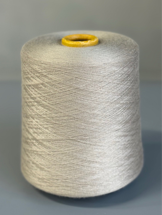 Пряжа Loro Piana Royal 2/58 (70% кашемир, 30% шелк), 2900 м/100 гр, жемчужина