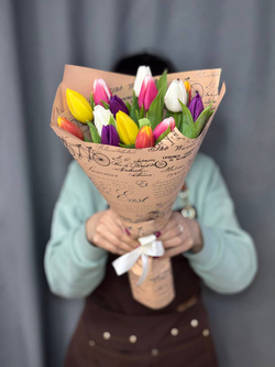 Букет из тюльпанов №9