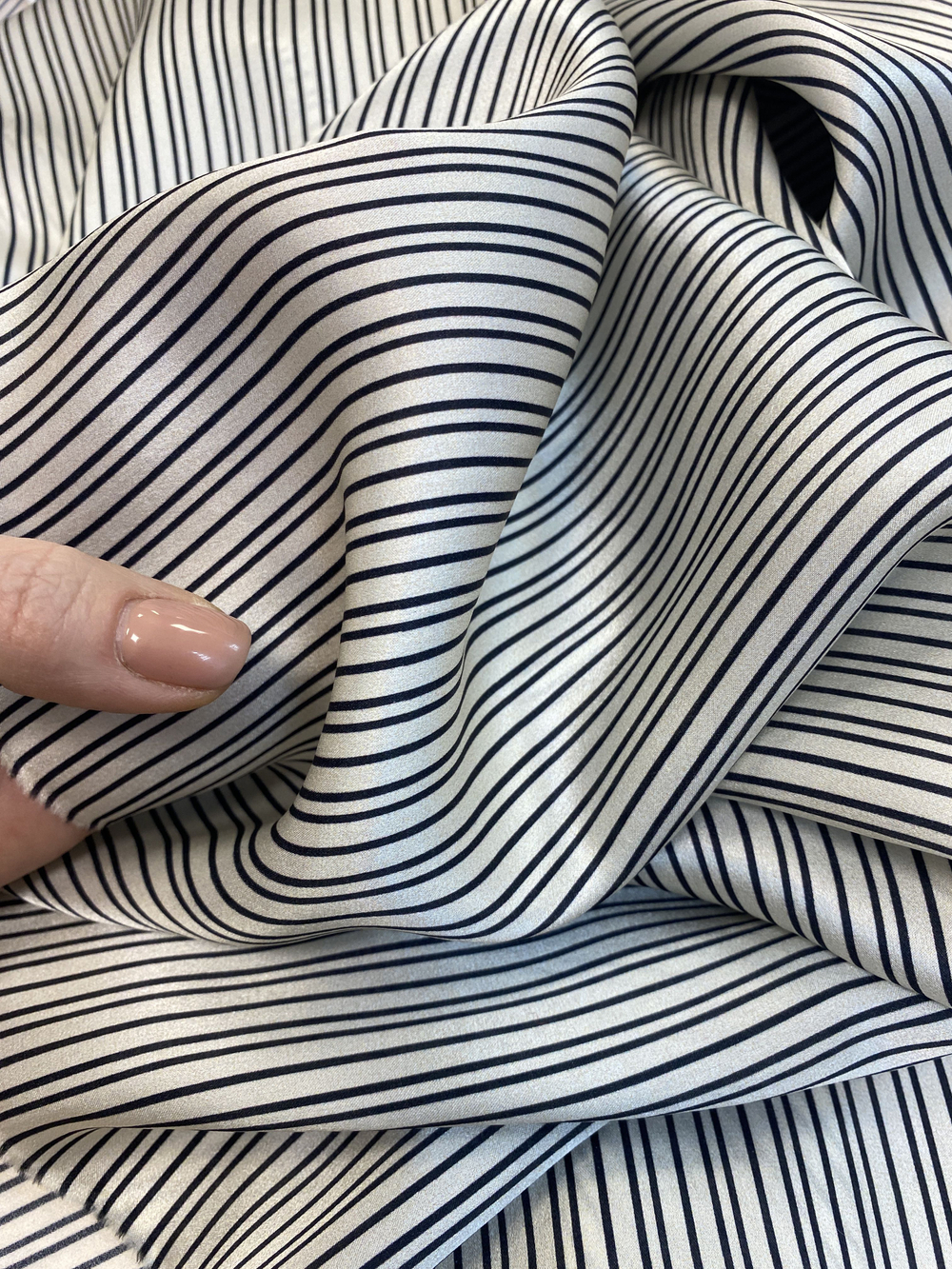 Ткань натуральный шелк 100% (Италия) ш-135см цена за 0,9м