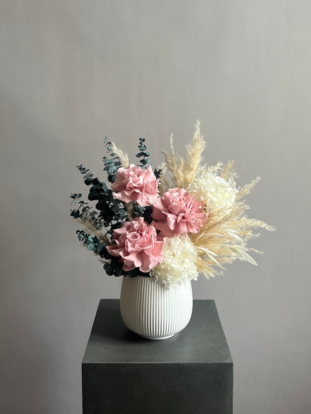 Композиция в кашпо Сангрия