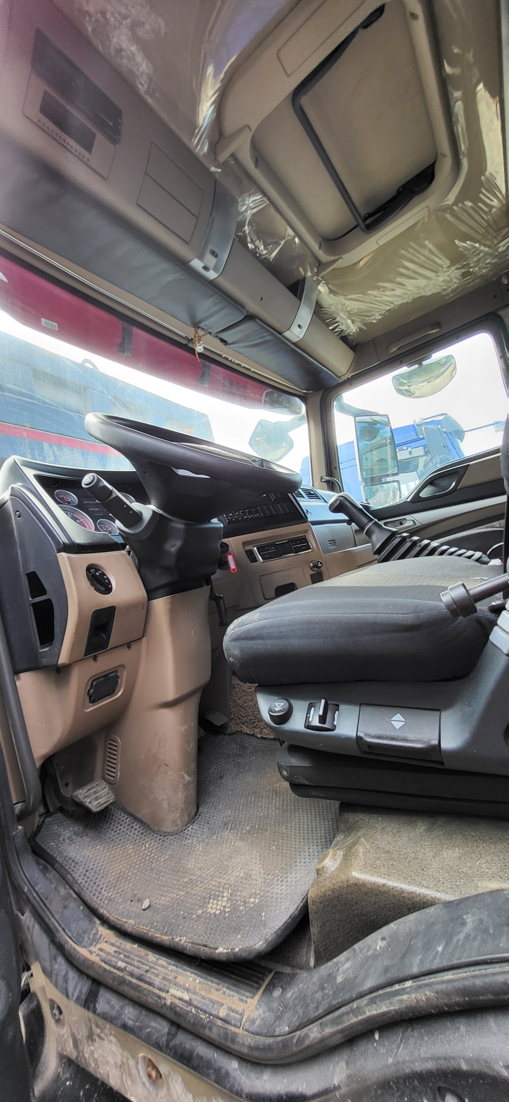 Howo T5G 8x4 Самосвал ZZ3317V386GE1 (Дизельный, 10,5 л, 440 л.с., МТ)