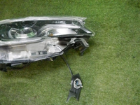 Битая Фара правая Subaru Outback 5 (2017-2021) LED