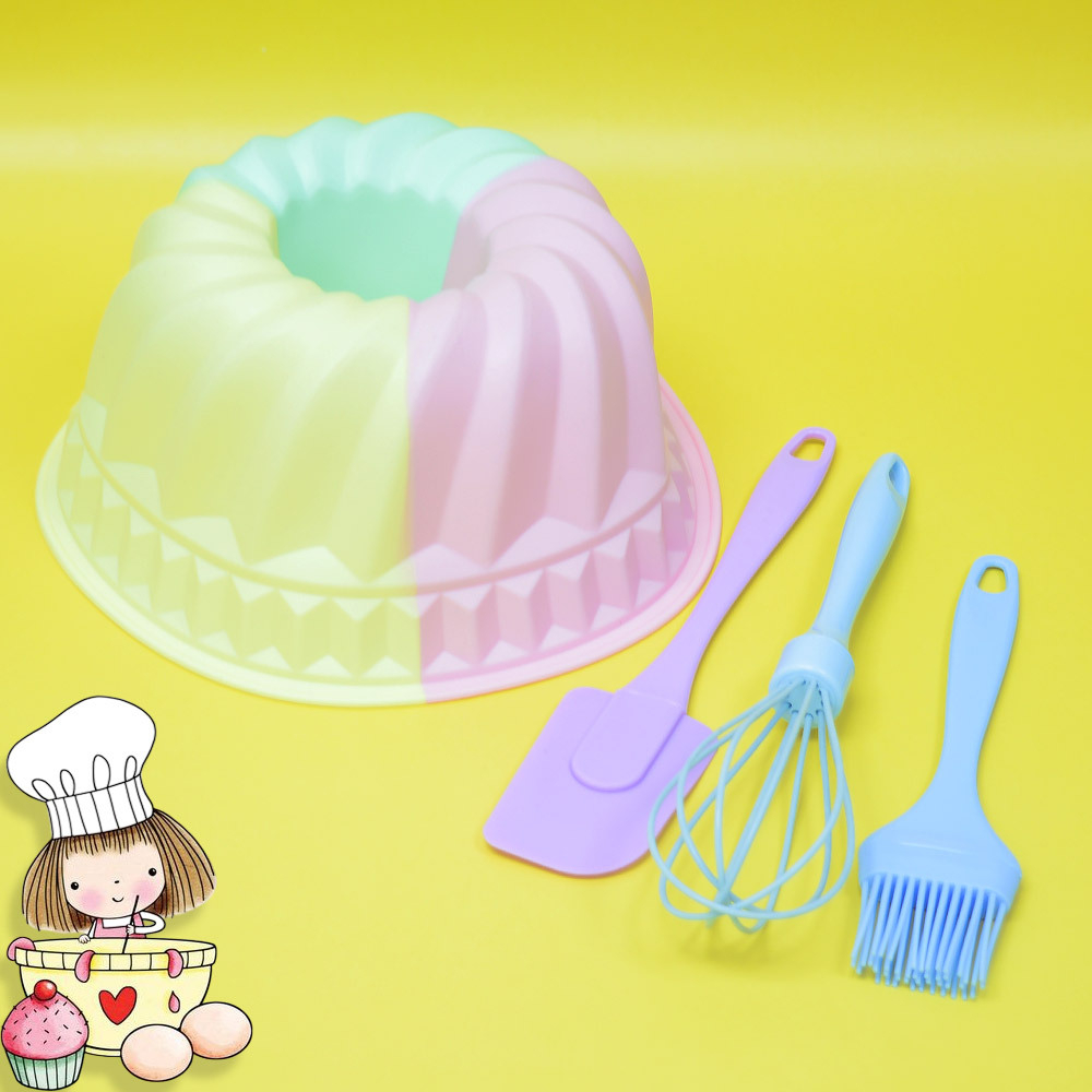 Набор Юного кондитера "Большой кекс" силиконовый: форма 24*10см, лопатка, кисточка, венчик
