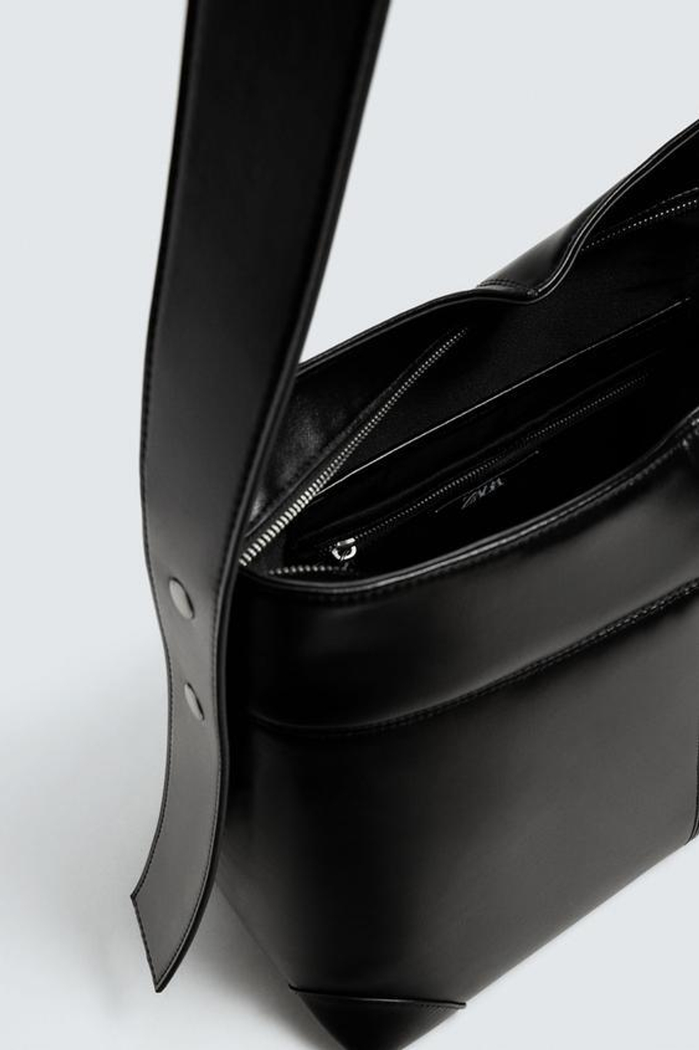 ZARA СУМКА-ШОПЕР С ДЕКОРАТИВНОЙ СТРОЧКОЙ, ЧЕРНЫЙ