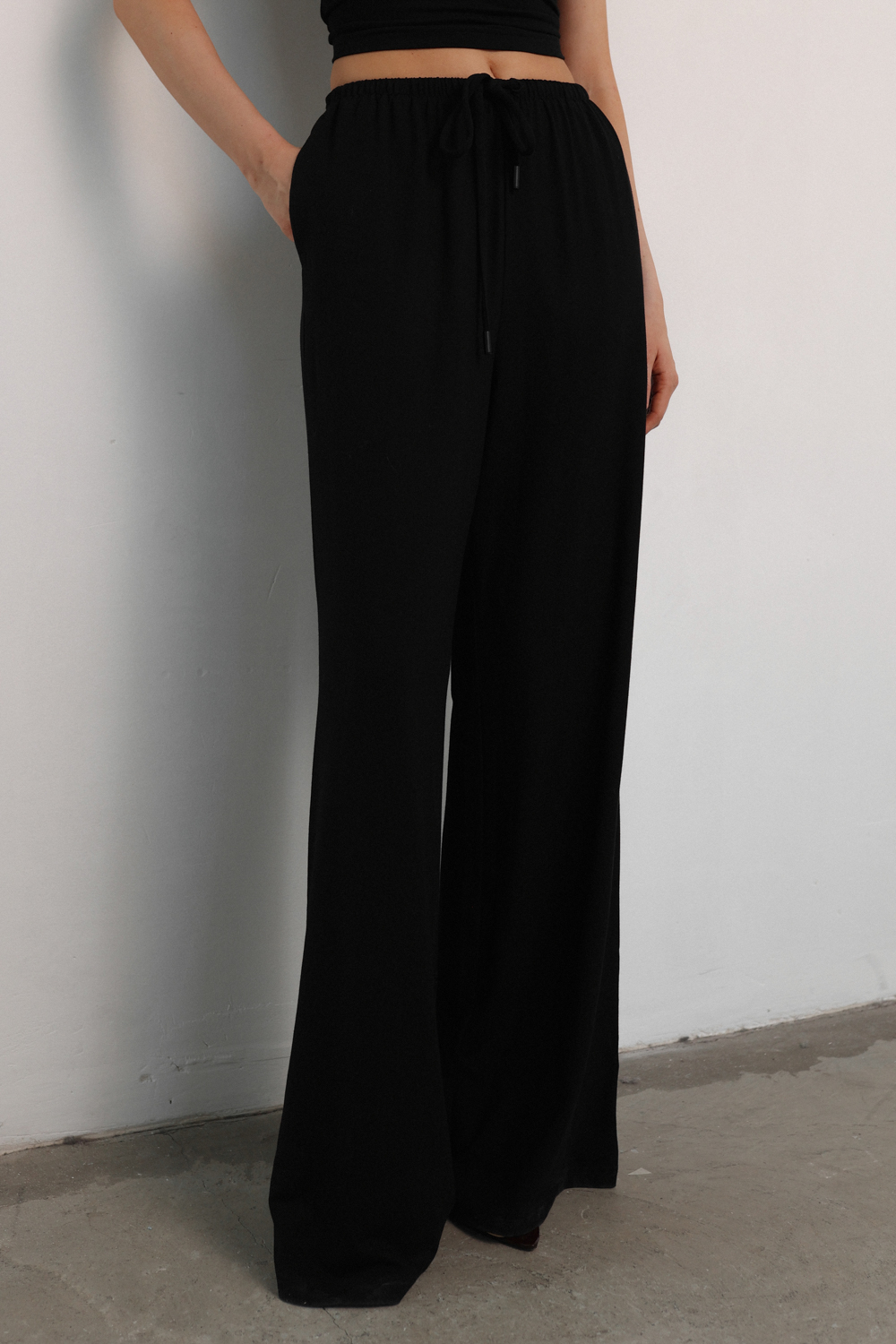 Брюки трикотажные черные