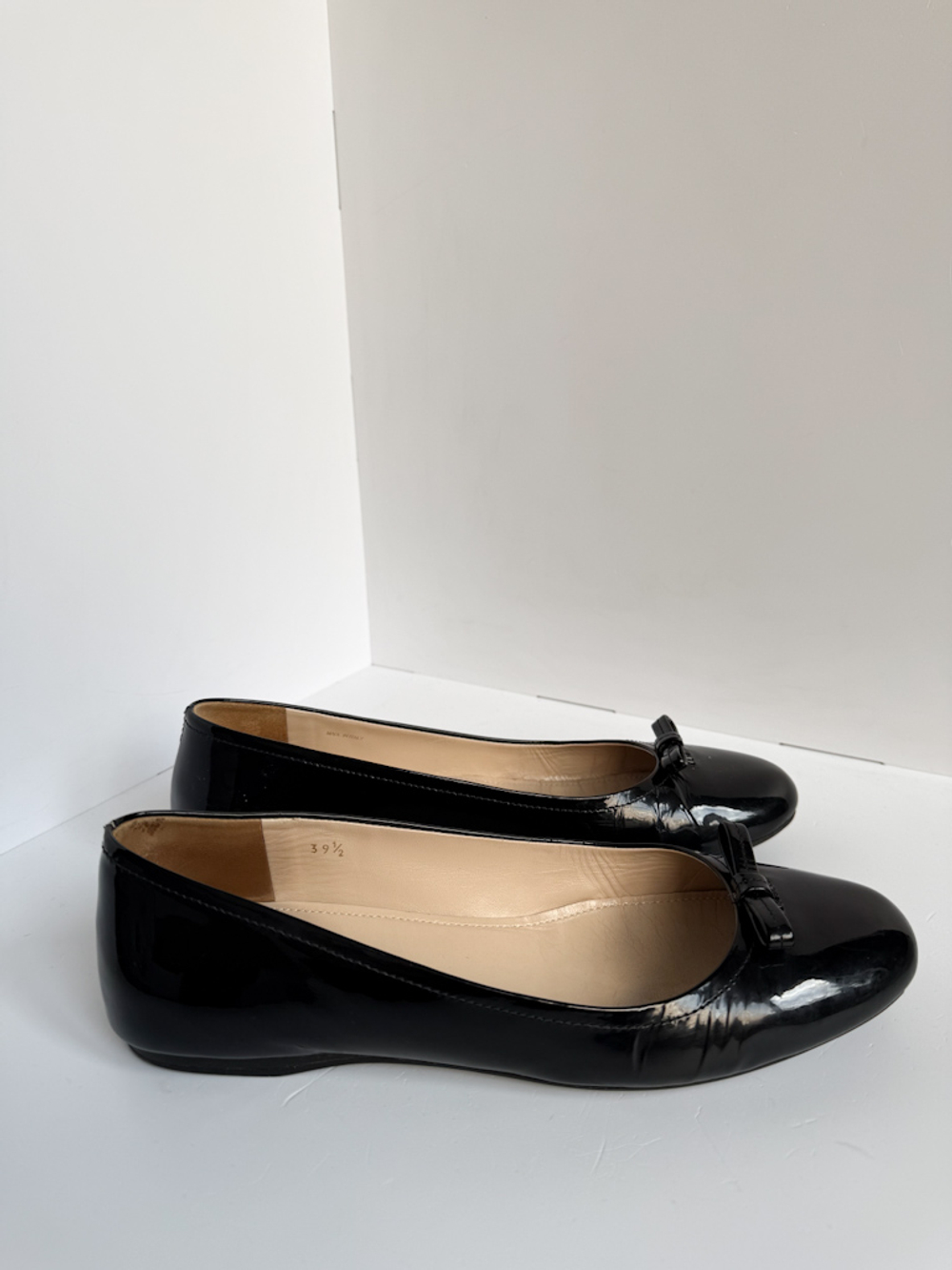 Лаковые балетки Prada, 39