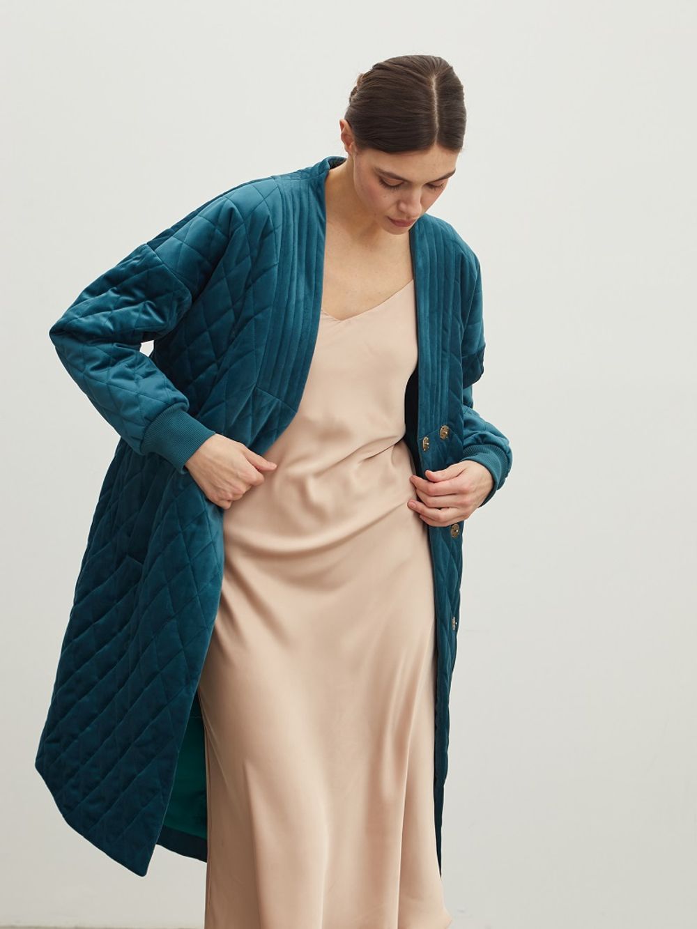 Пальто дизайнерское бирюзовый бархат