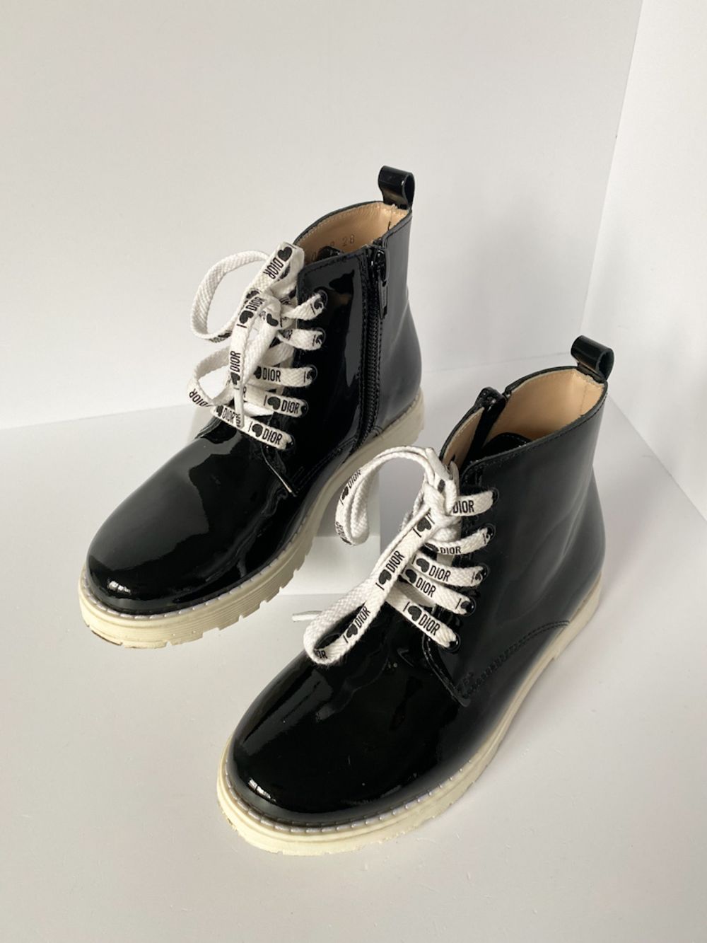 Лаковые ботинки Dior, 28