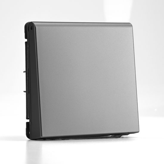 Розетка ArtGallery 16А IP20 с заземл. защ. шторки с крышкой механизм сталь SE GAL000946