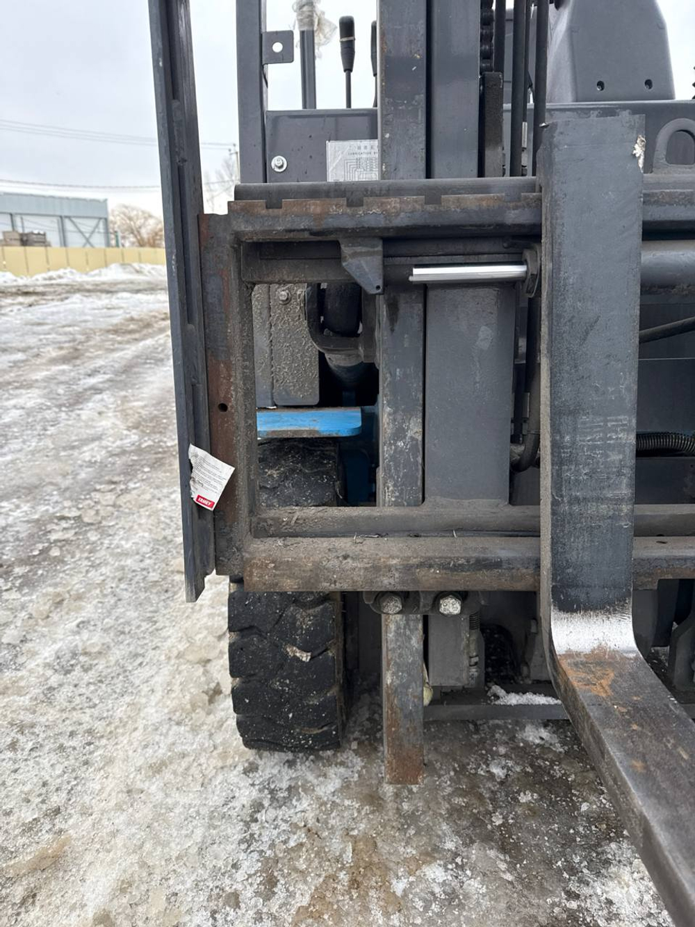 TRF E* Вилочный погрузчик E15-3I2 (Электрический, 11 л.с., АТ)