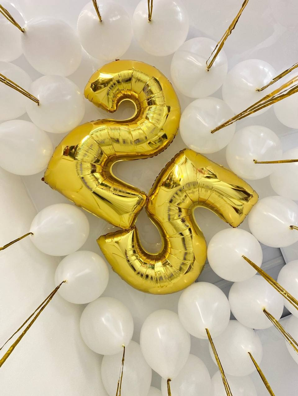 Воздушные шары на потолок с дождиком, белые №2753