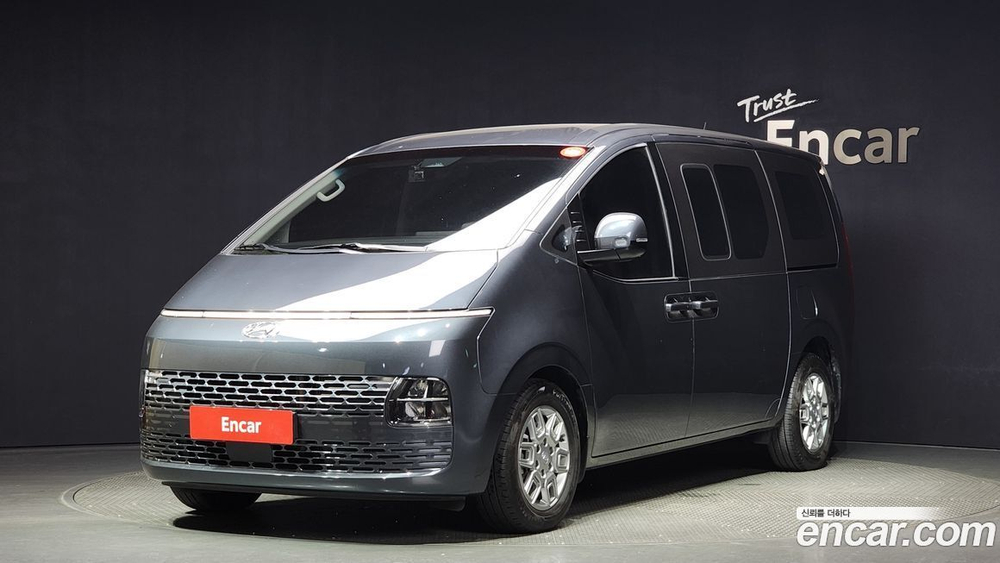Hyundai Staria Cargo 5-и местный (07.2021)