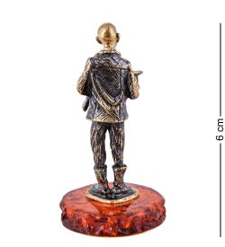 Народные промыслы AM-3665 Фигурка «Киса Воробьянинов» (латунь, янтарь)