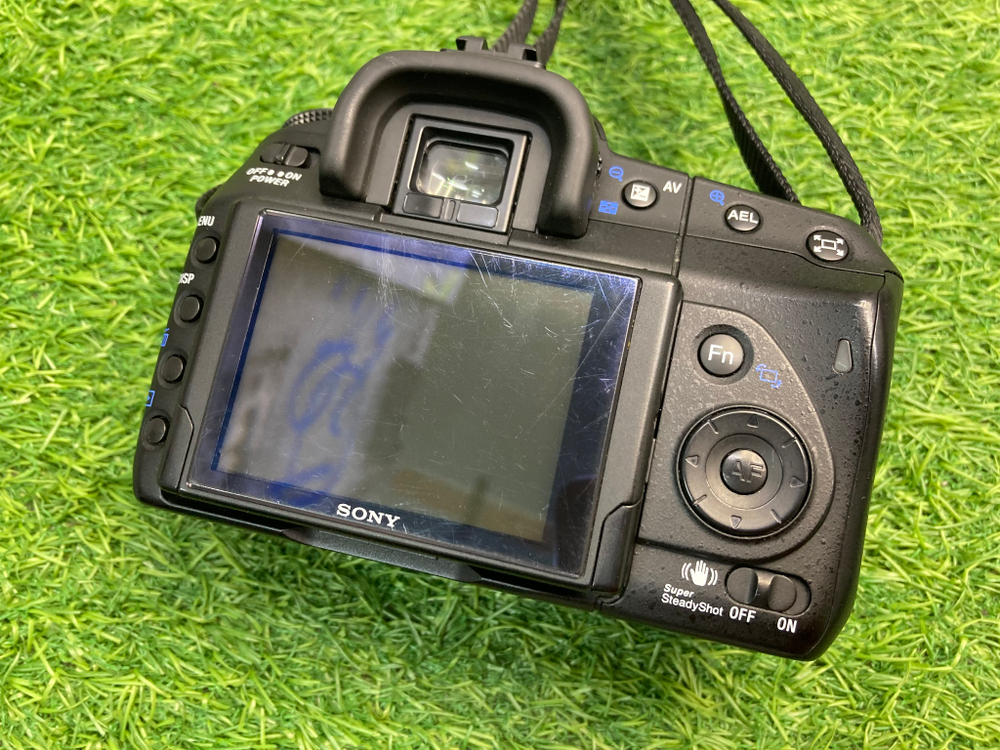 Sony A300 Kit 18-70mm 3.5-5.6