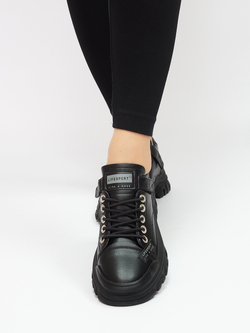 Кроссовки женские демисезонные