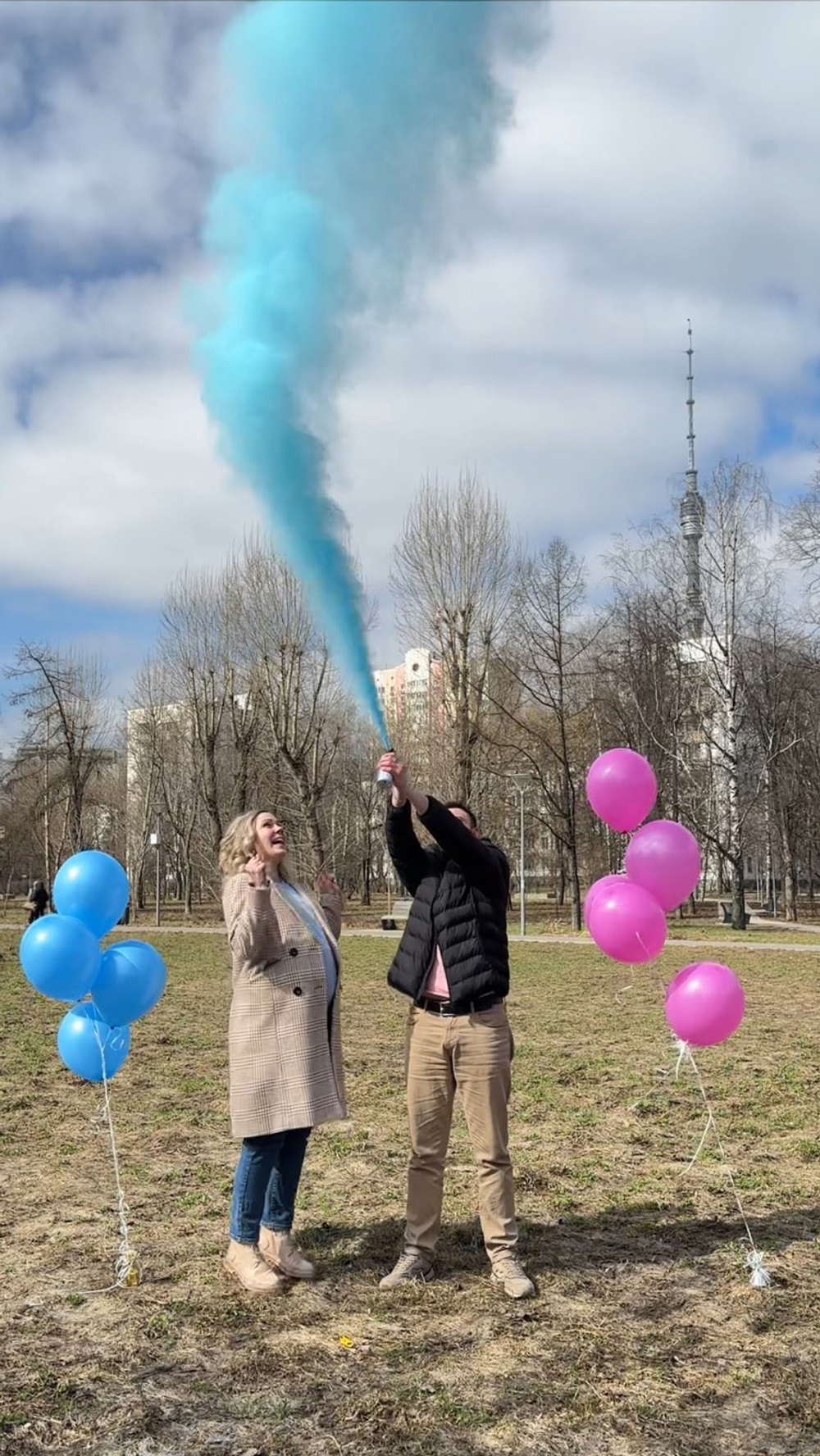 Спрей краска "Холи для Гендер Пати", голубой цвет