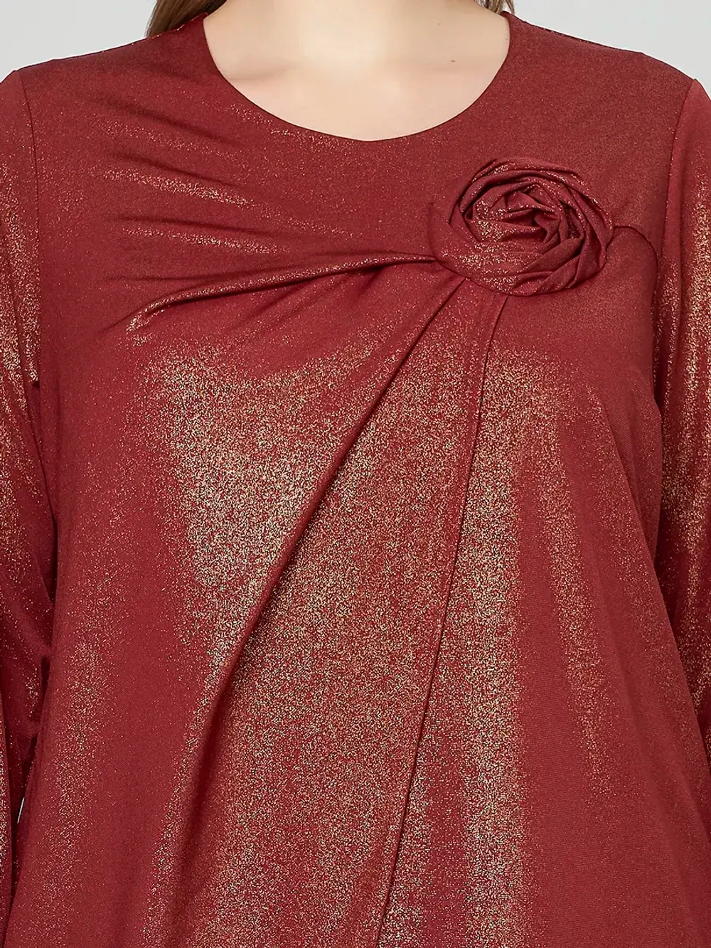 Блузка нарядная блестящая с розой