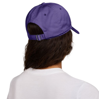 Теннисная кепка Nike Club Unstructured Futura Wash - wild grape/white