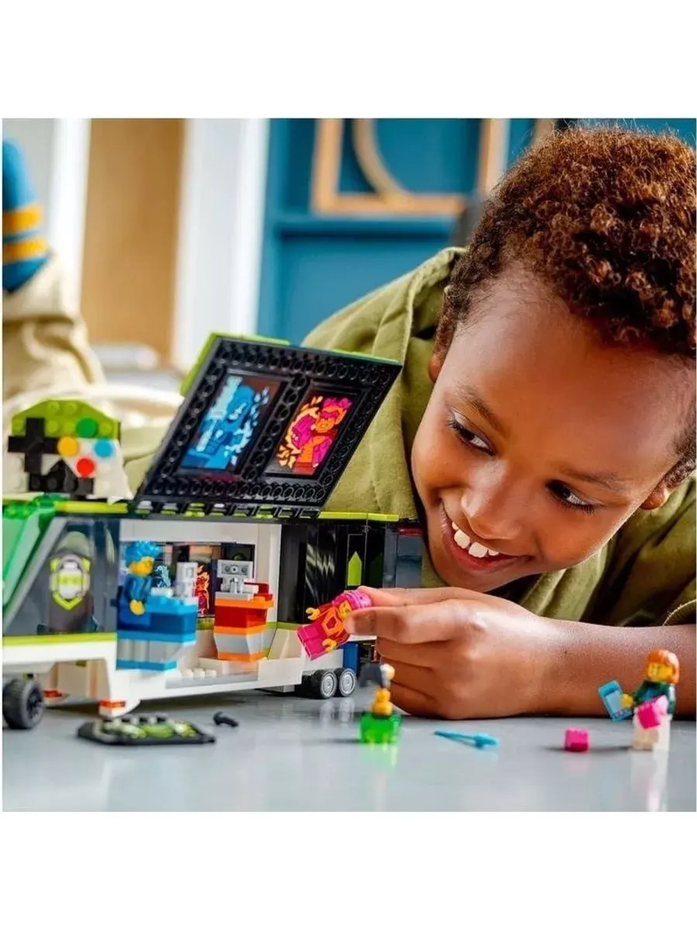 Лего 60388 Геймерский грузовик для турнира Lego City