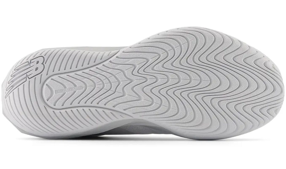 Женские Кроссовки теннисные New Balance Fuel Cell 796 v4 /41.5 размер