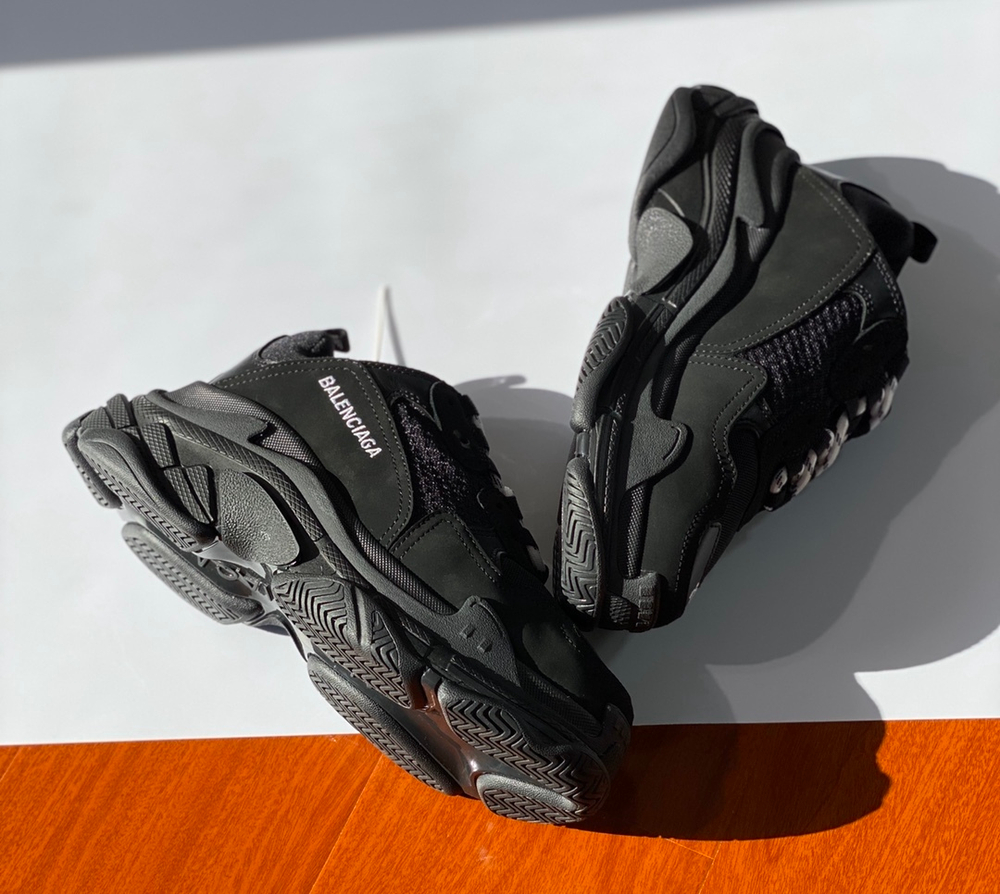 Balenciaga Triple S