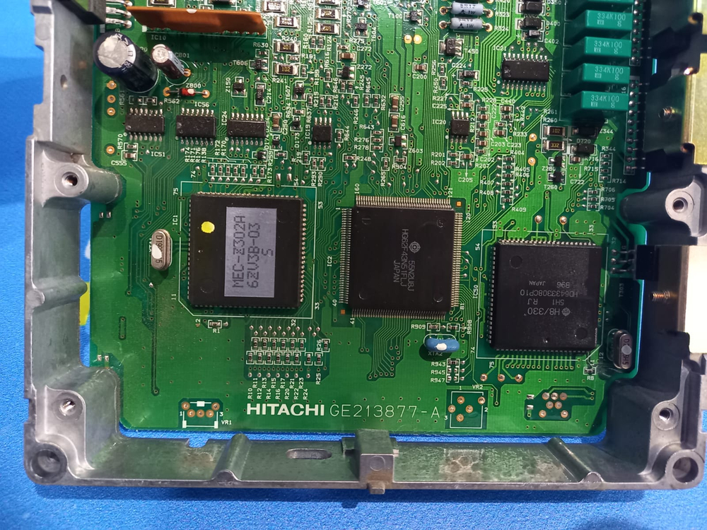 Компьютер двигателя NISSAN CEFIRO 1995