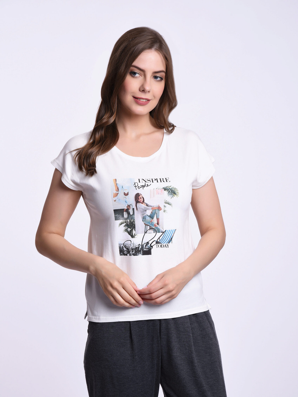 Комплект женский(футболка+капри)