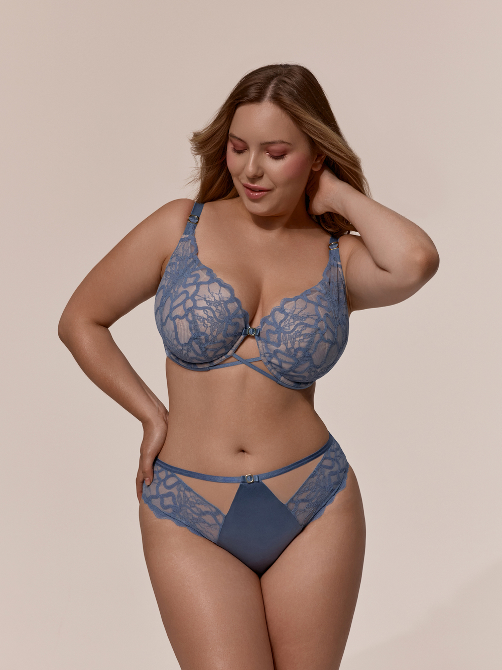 Трусы бразелиано из коллекции EVI