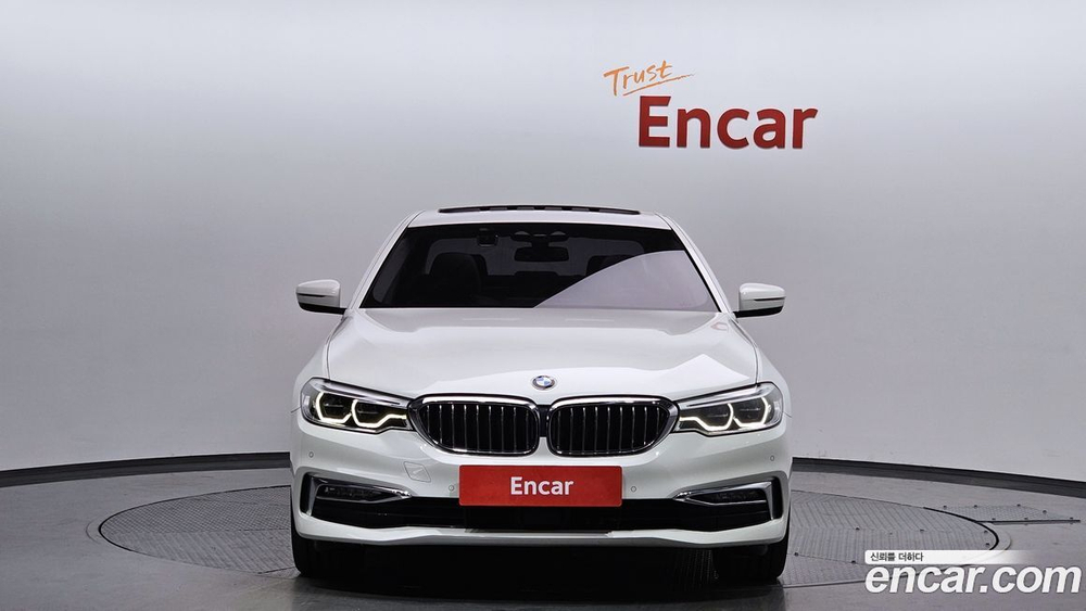BMW 5 Series (G30) 520d xDrive Luxury Plus (12.2019)
