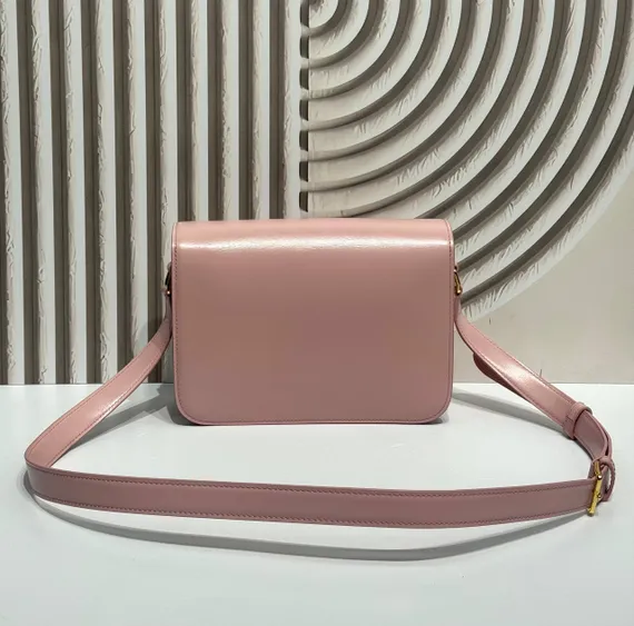 Сумки CELINE CLASSIQUE TRIOMPHE из блестящей кожи